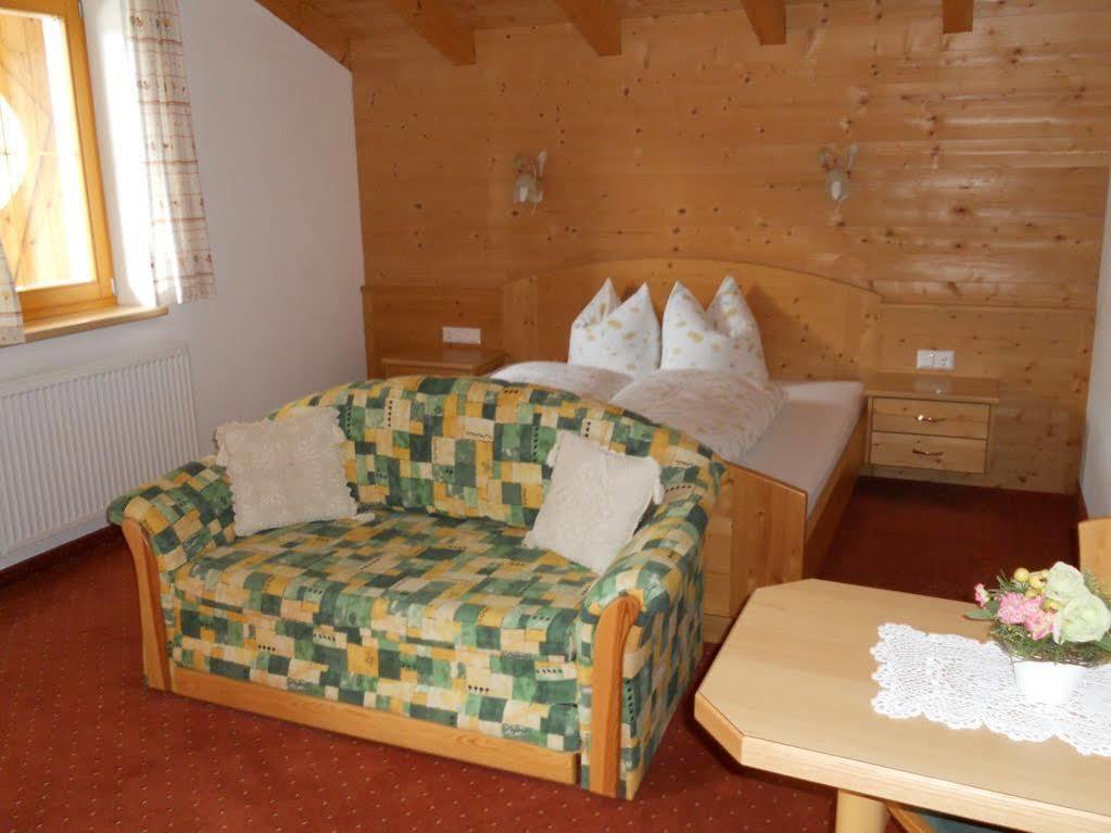 Haus Bergzauber Apartment Neustift im Stubaital Bagian luar foto
