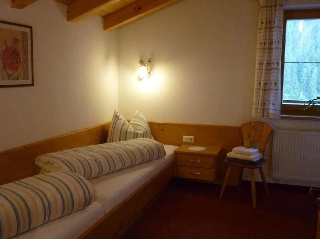 Haus Bergzauber Apartment Neustift im Stubaital Bagian luar foto