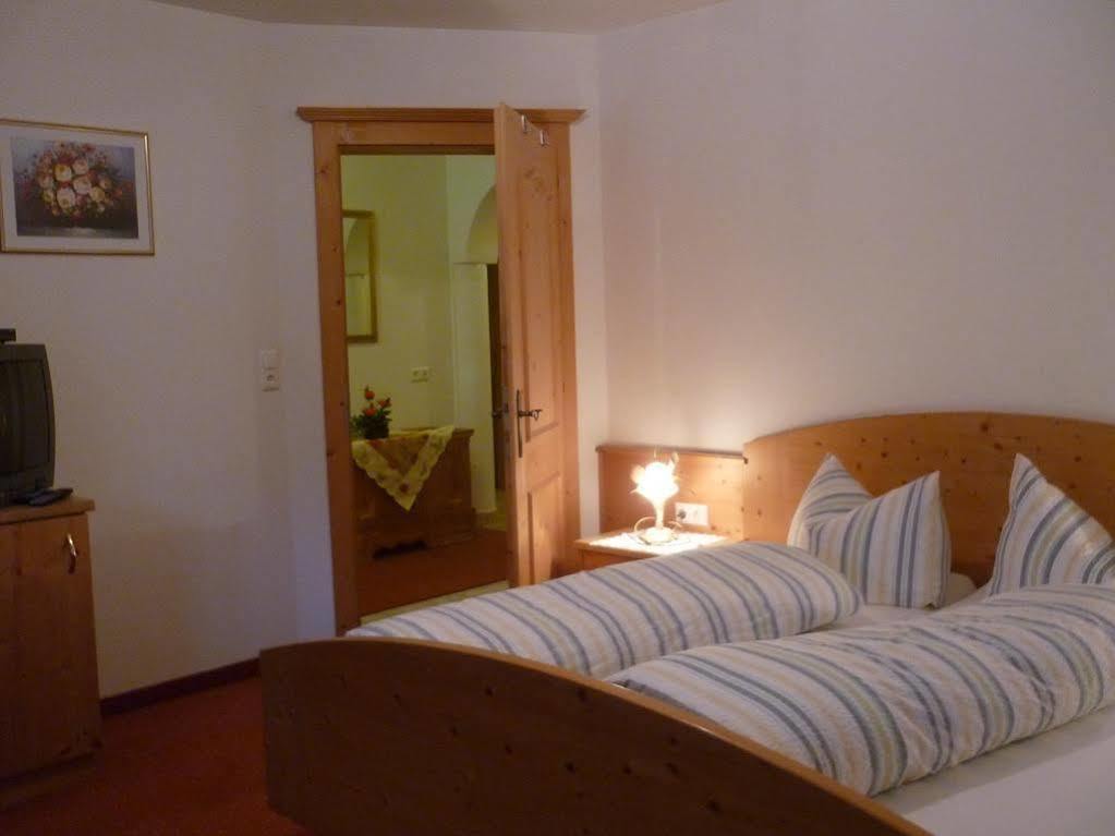 Haus Bergzauber Apartment Neustift im Stubaital Bagian luar foto